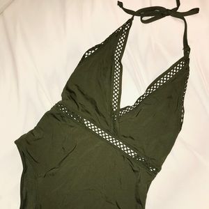 BRAND NEW H&M size 6 One Piece Swim Suit